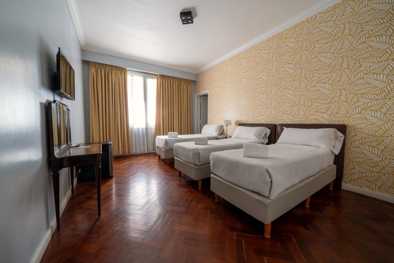 Habitación Triple - Hotel Regis